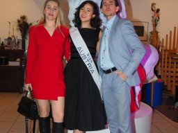 Fashion Show in der Contemplor Galerie Wien am 14. 03. 2024